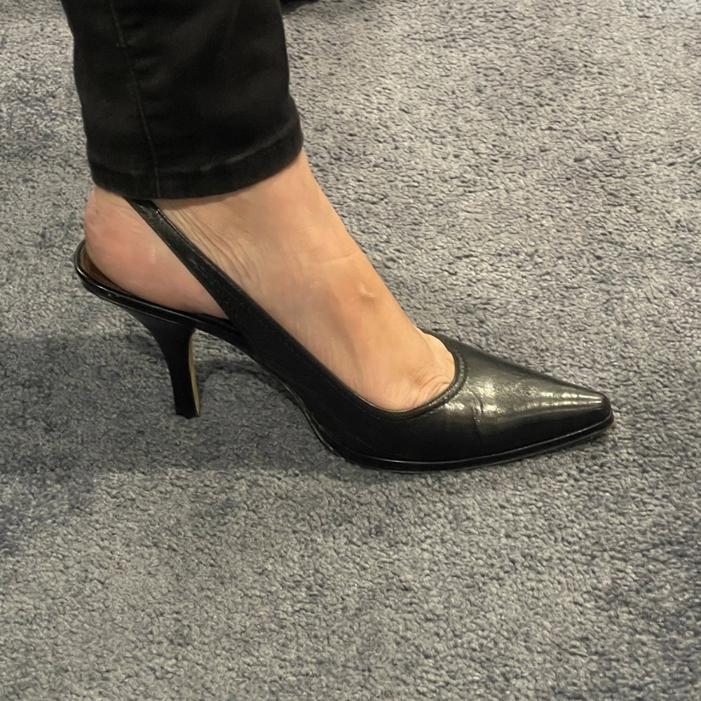 Tahari Black Strappy Sandals